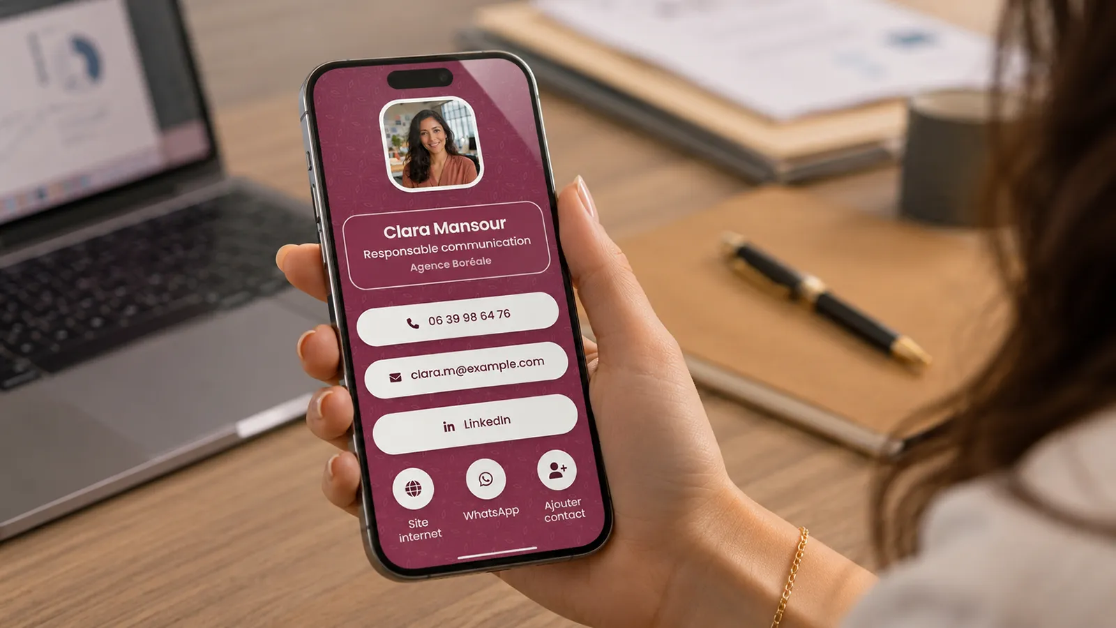 Comment créer une carte de visite virtuelle sur iPhone ?
