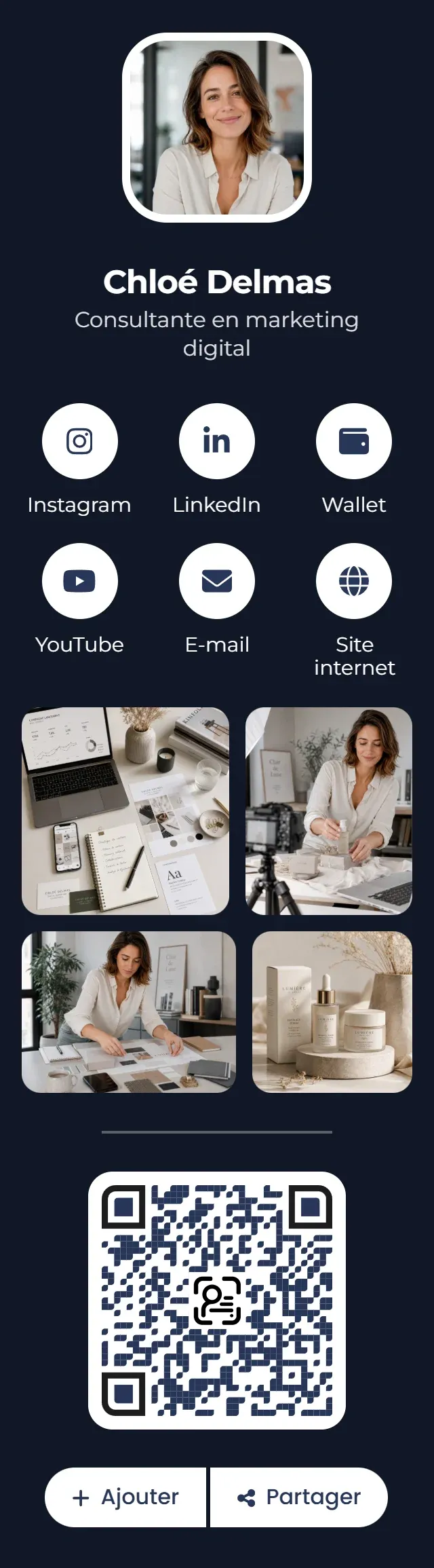 Une carte de visite virtuelle affichée sur un téléphone