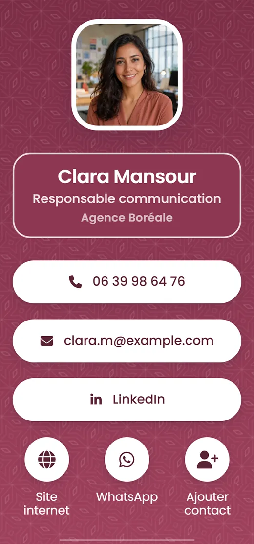 La même carte aujourd'hui : responsable communication, palette bordeaux, nouveau numéro : même lien, rien à réimprimer